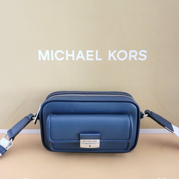 Michael Kors Bradshaw XS Pocket Camera Crossbody Navy Blue Leather Handbag - Picture 1 of 7